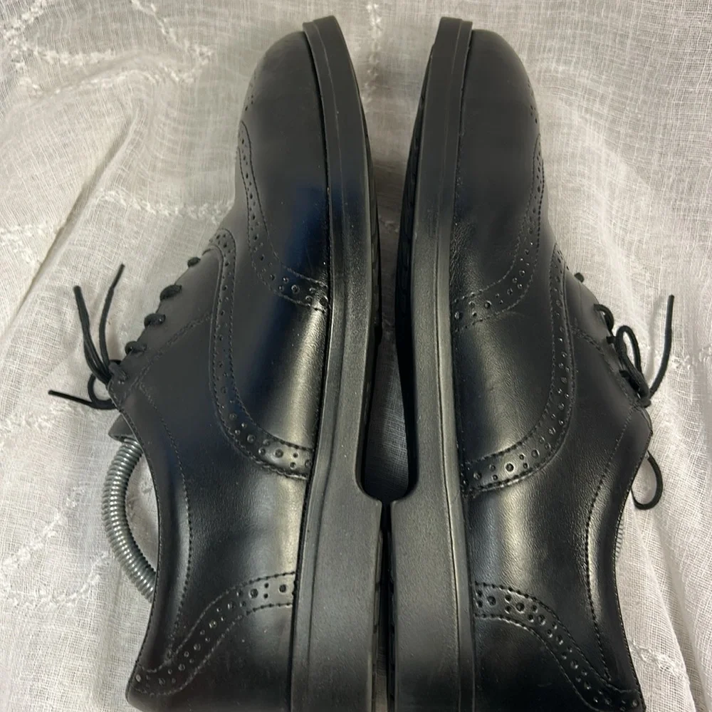 Red Wing almost new oxford leather shoes